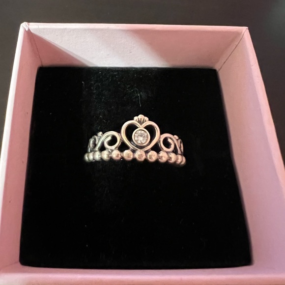 Pandora Princess Ring - Picture 2 of 4